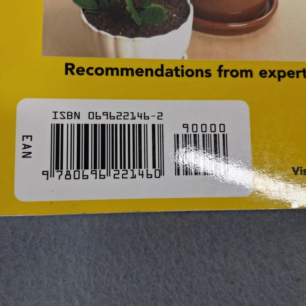 Miracle-Gro Guide to Growing Healthy Houseplants 2005 Soft Cover Book